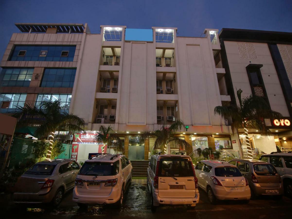 Capital O 32619 Hotel Sugar Palm Gwalior Εξωτερικό φωτογραφία