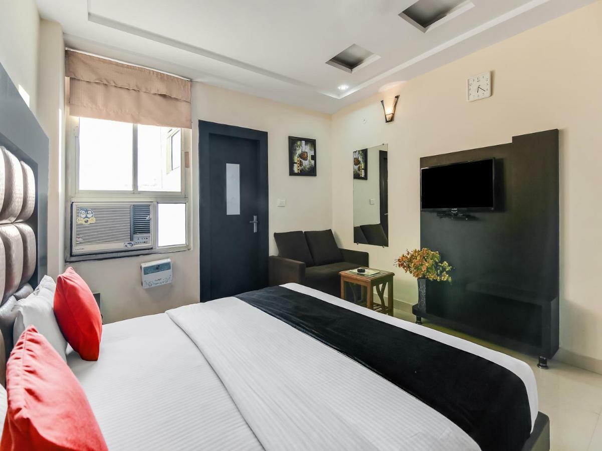 Capital O 32619 Hotel Sugar Palm Gwalior Εξωτερικό φωτογραφία