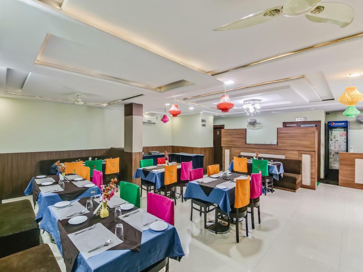 Capital O 32619 Hotel Sugar Palm Gwalior Εξωτερικό φωτογραφία