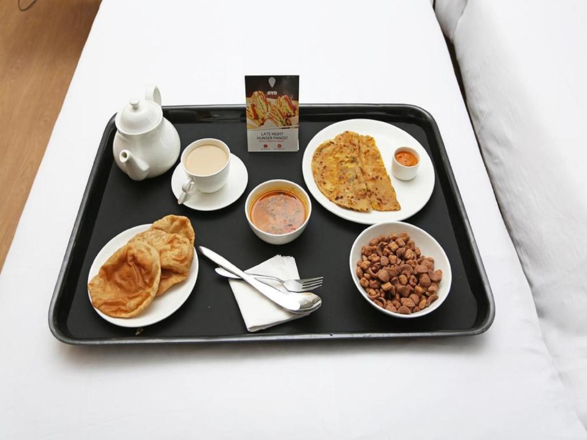 Capital O 32619 Hotel Sugar Palm Gwalior Εξωτερικό φωτογραφία